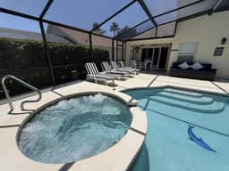 Luxury Lakeside Pool & Spa Home close to Disney - Image 5