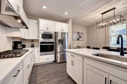 Modern 5 Bed Home located at Reunion Village - Image 4
