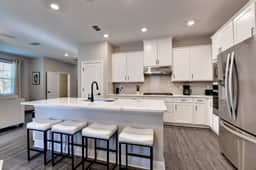 Modern 5 Bed Home located at Reunion Village - Image 5