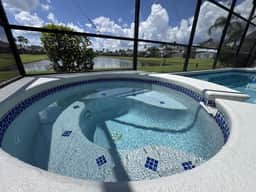 South Facing, Lake View Pool & Spa Home - Image 2