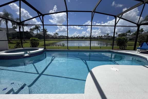 South Facing, Lake View Pool & Spa Home - Image 1