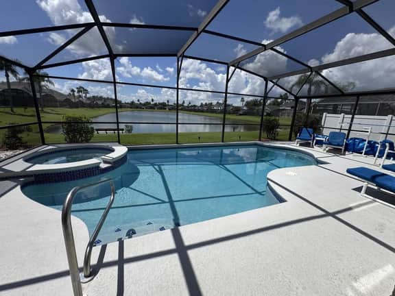 South Facing, Lake View Pool & Spa Home - Image 4